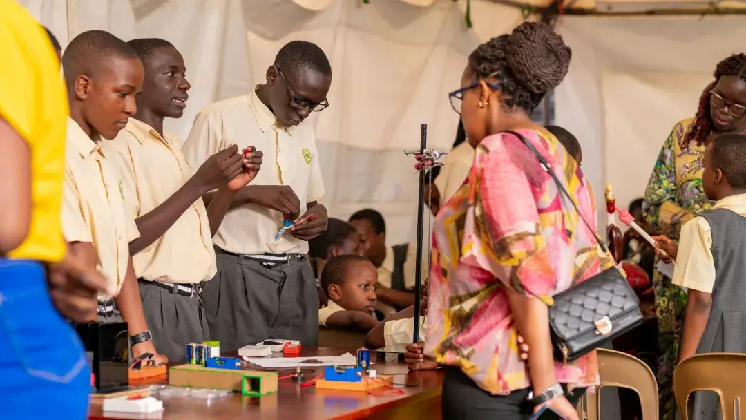 Expansion and contraction