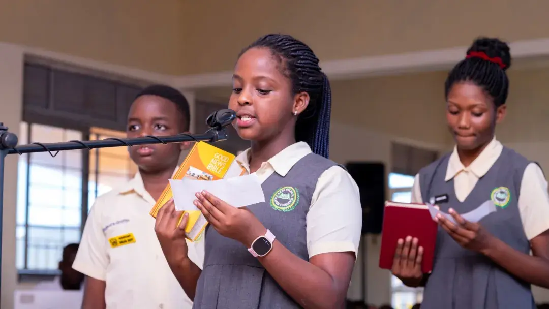Assistant Head girl swearing in