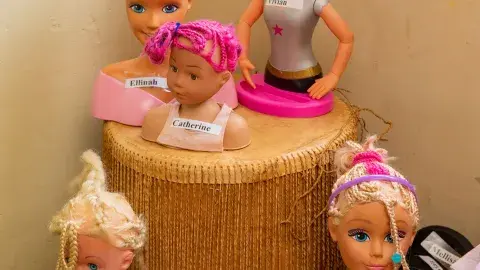 hair dressing by P.6