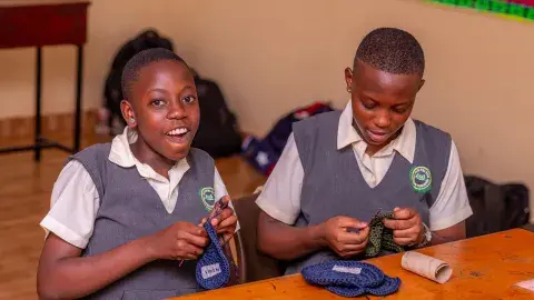 Knitting table mats, P.6