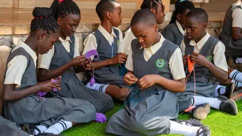 Knitting flowers, P.5