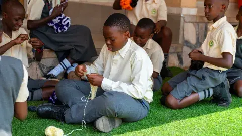 Knitting flowers, P.5