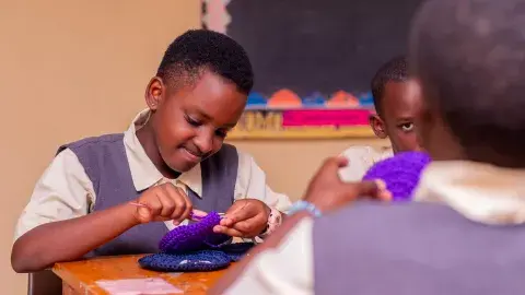 Knitting table mats, P.6
