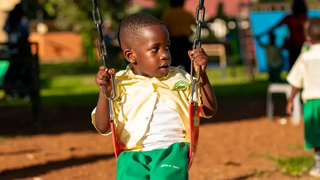 Ian swinging